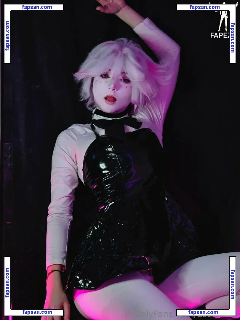 Suzuacosplays nude photo #0032 from OnlyFans