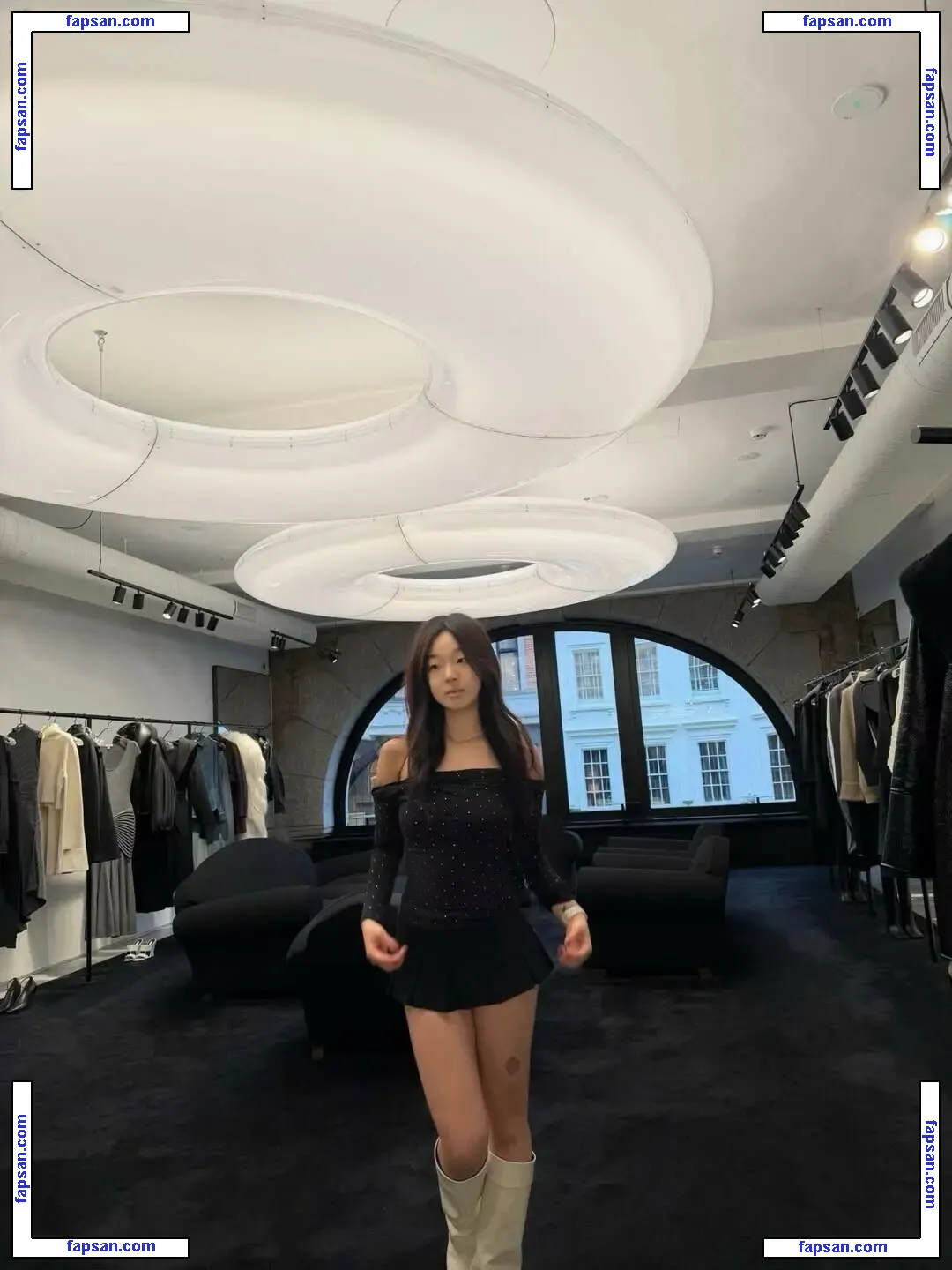 sweetasianchick03 nude photo #0016 from OnlyFans