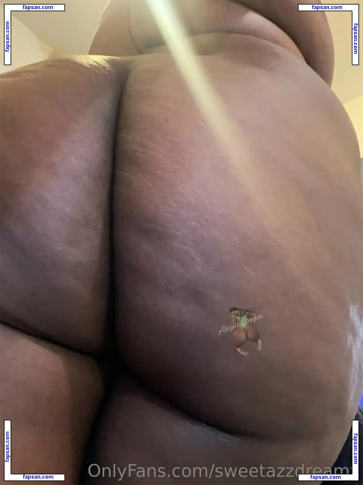 sweetazzdreamz nude photo #0031 from OnlyFans