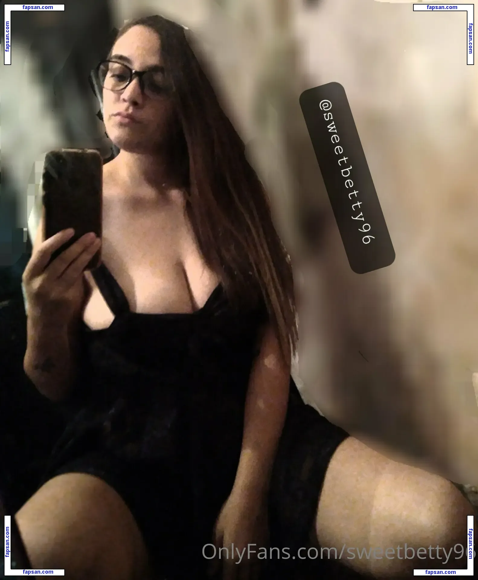 sweetbetty96 nude photo #0001 from OnlyFans