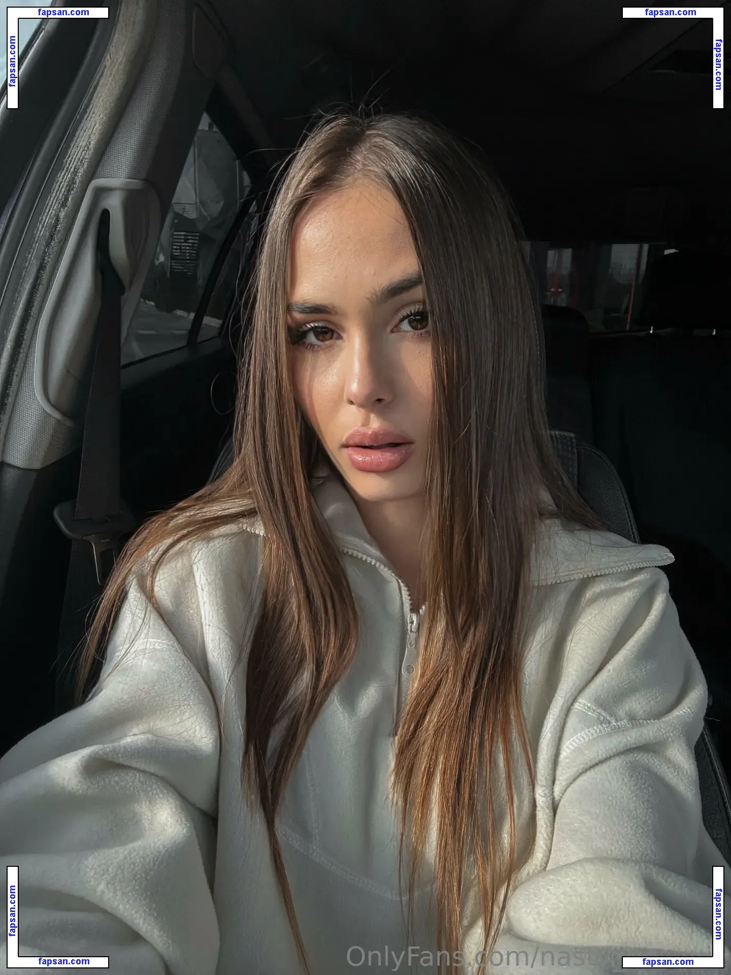 sweetbunnix nude photo #0009 from OnlyFans