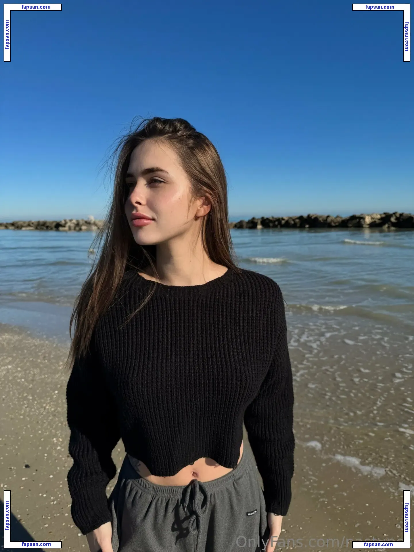 sweetbunnix nude photo #0016 from OnlyFans