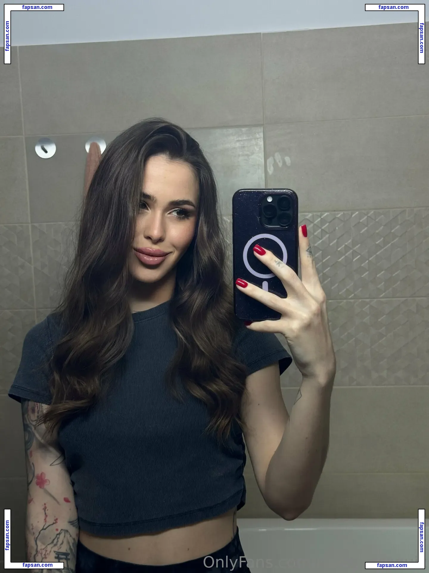 sweetbunnix nude photo #0021 from OnlyFans