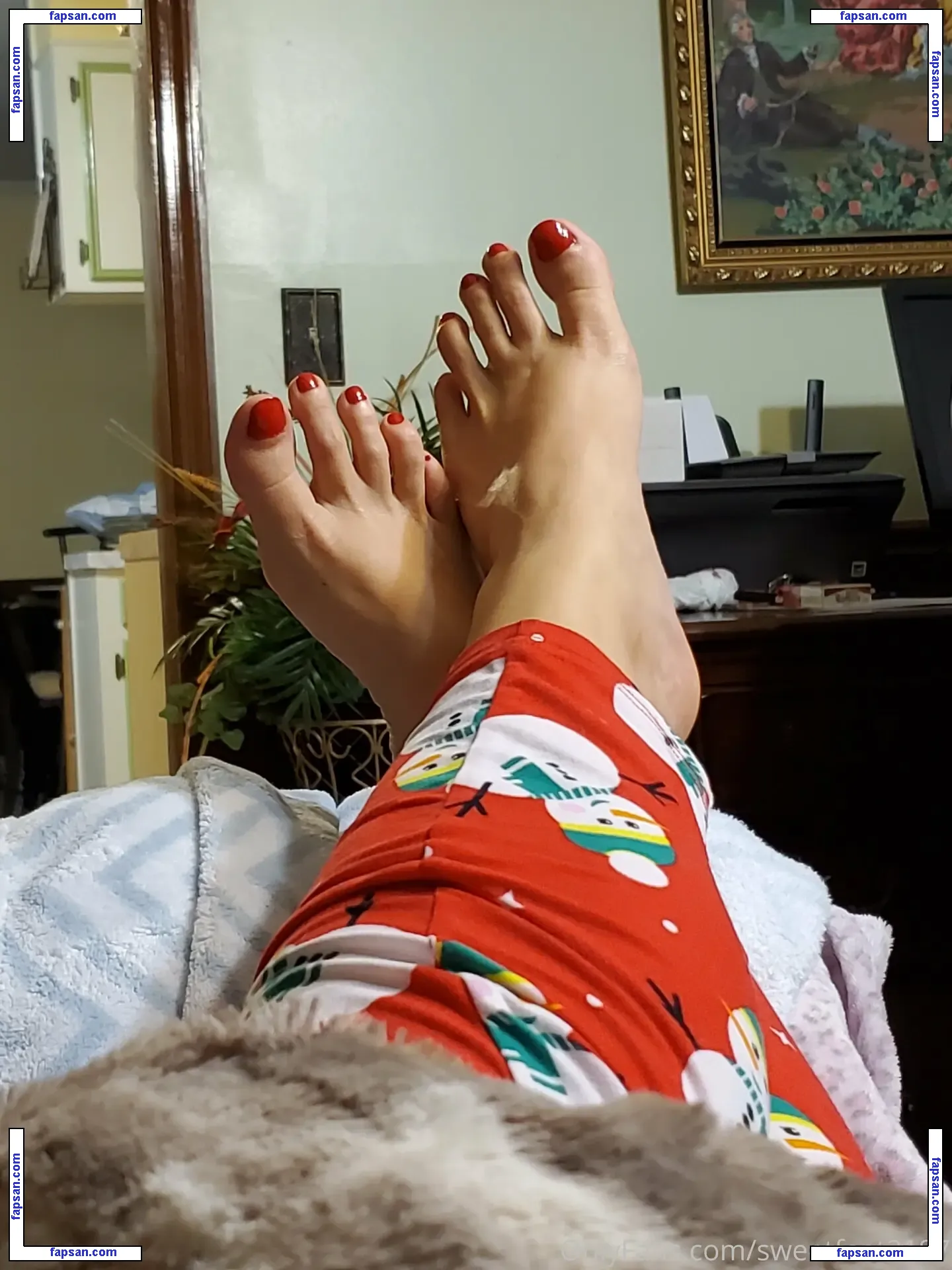 sweetfeet2187 / sweetnfun87 nude photo #0035 from OnlyFans