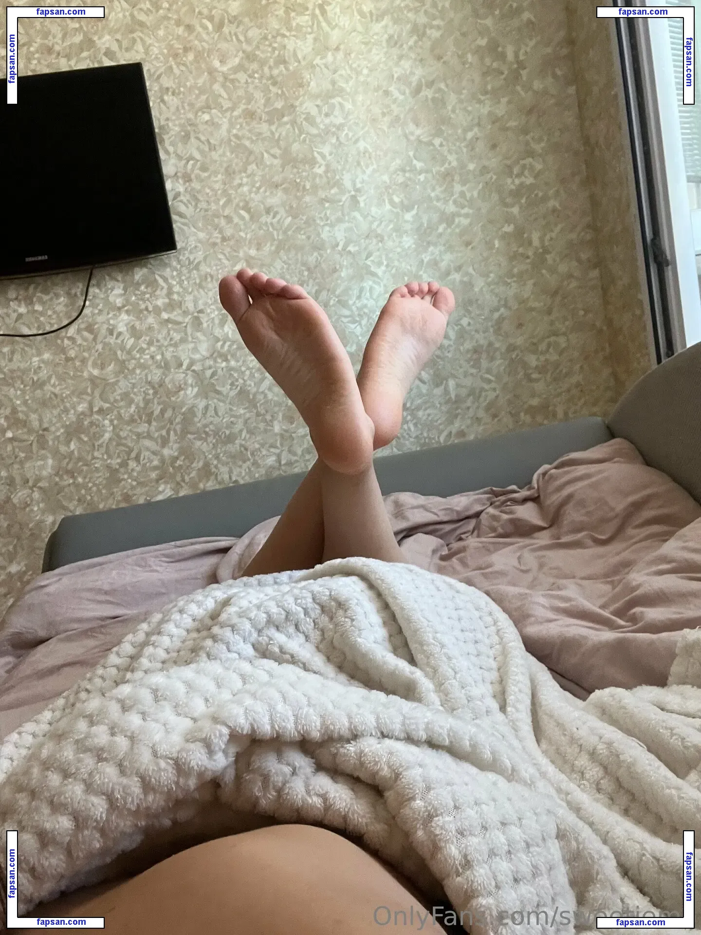 sweetiemo nude photo #0009 from OnlyFans