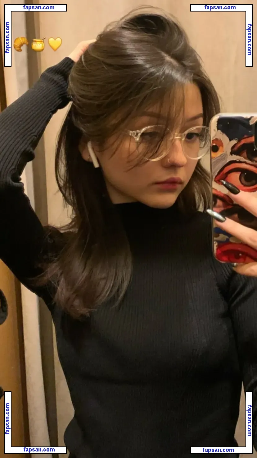 Sweetiesteph nude photo #0002 from OnlyFans