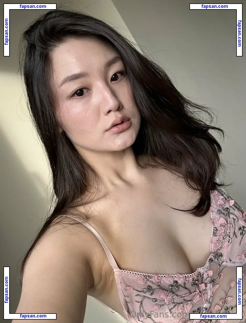 sweetlilkira nude photo #0030 from OnlyFans