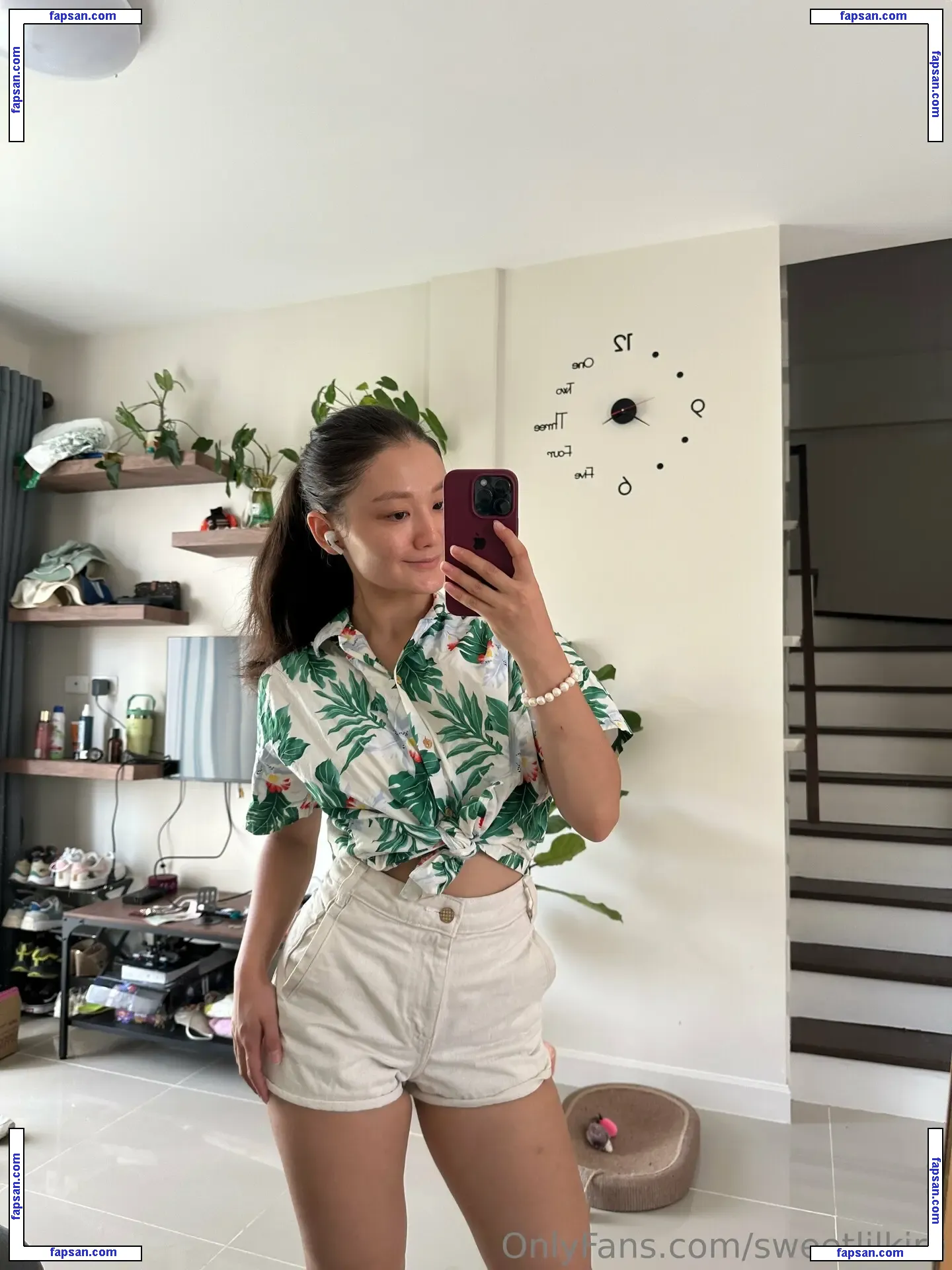 sweetlilkira nude photo #0049 from OnlyFans