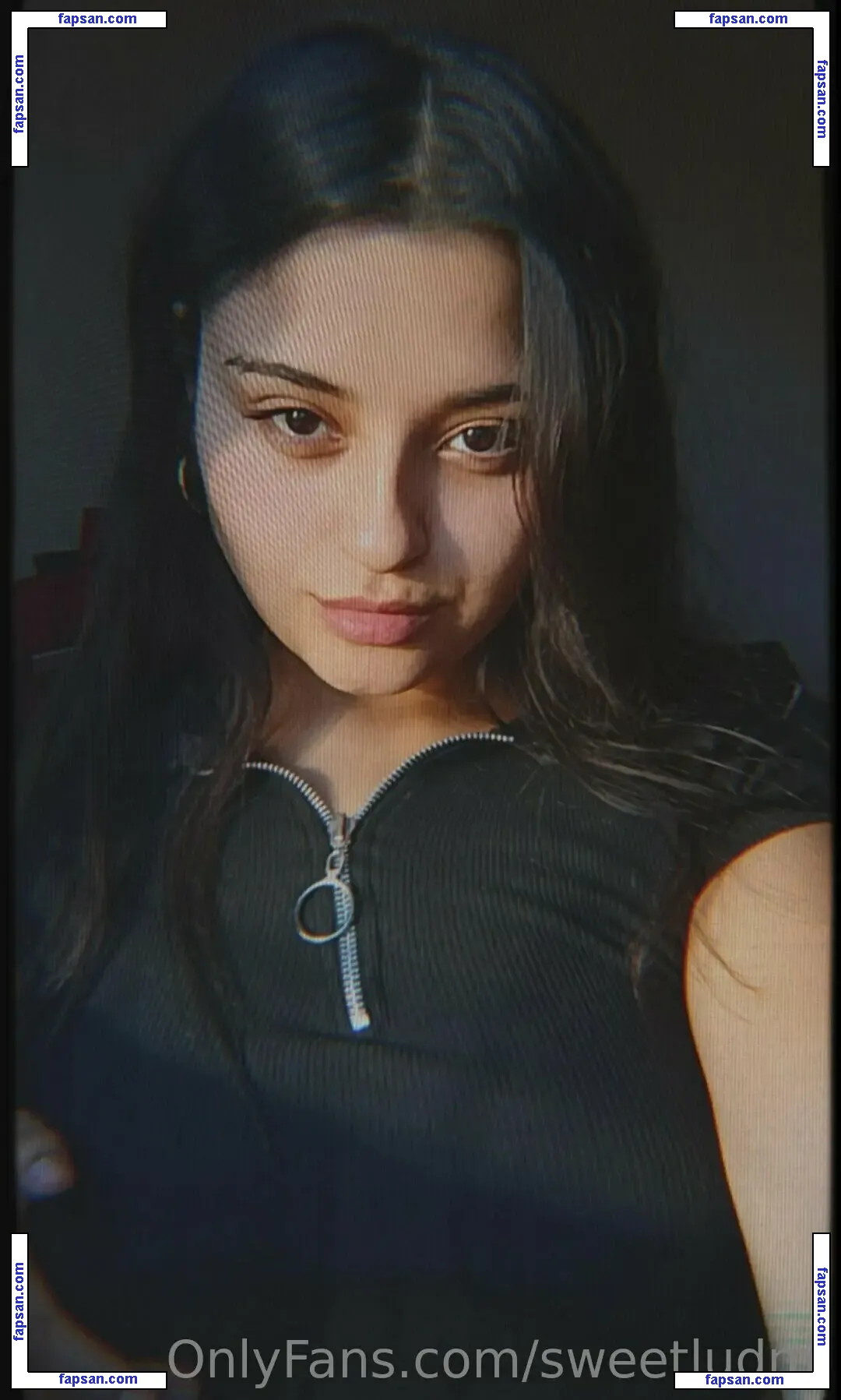 sweetludmi nude photo #0004 from OnlyFans