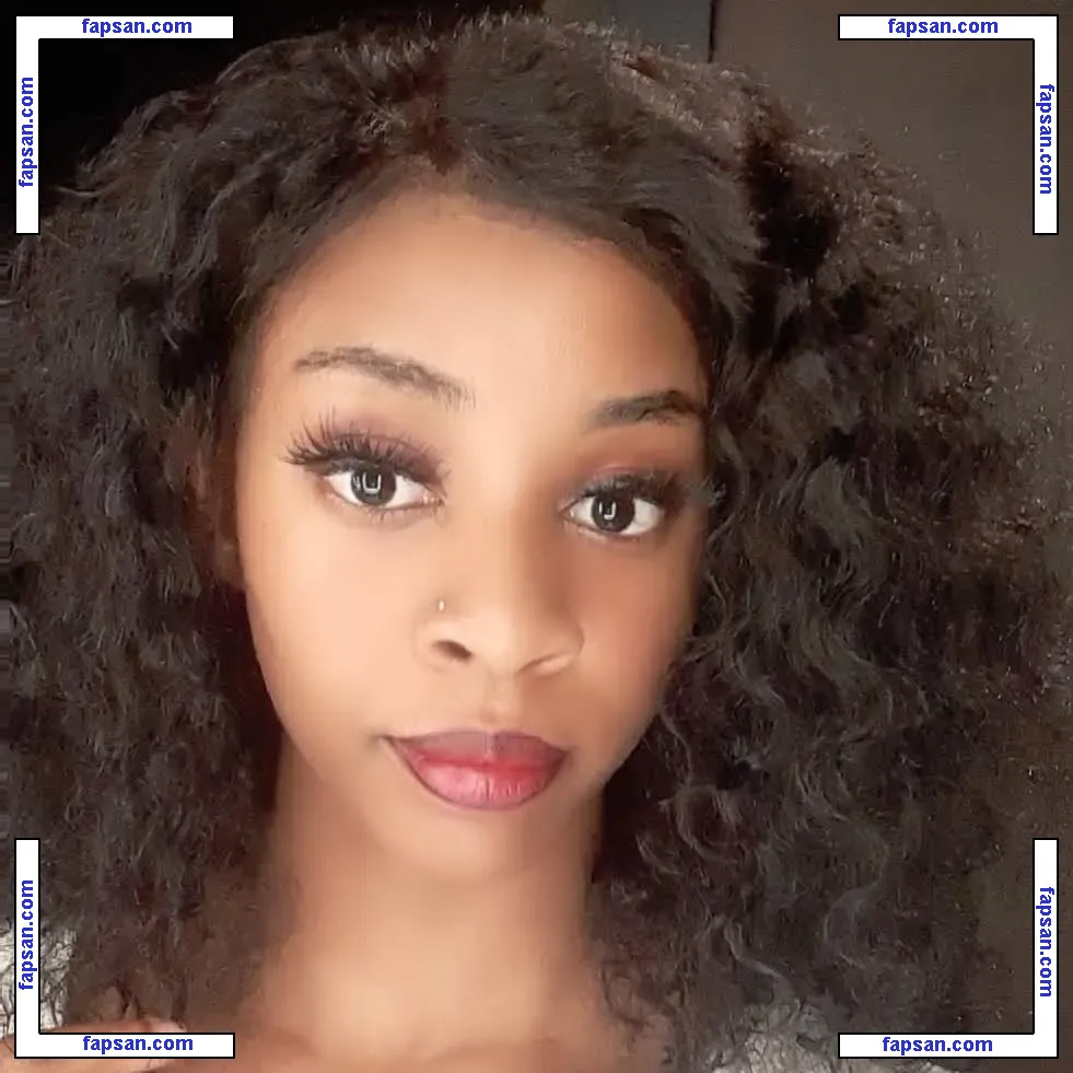 sweetspicyone nude photo #0001 from OnlyFans