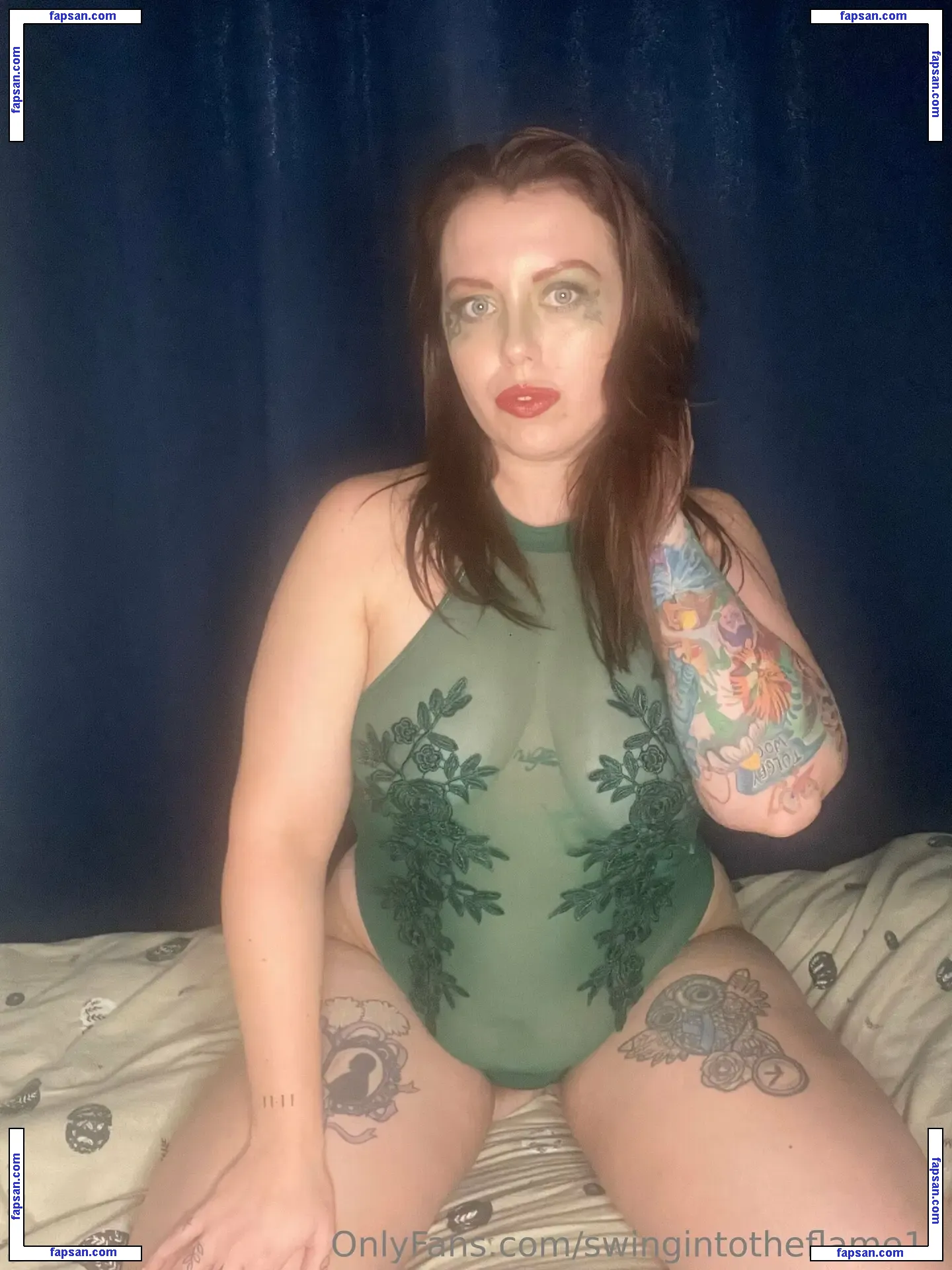 swingintotheflame11 nude photo #0013 from OnlyFans