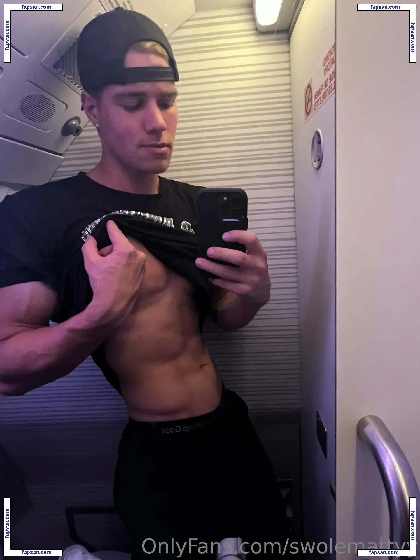 swolemattyy nude photo #0008 from OnlyFans