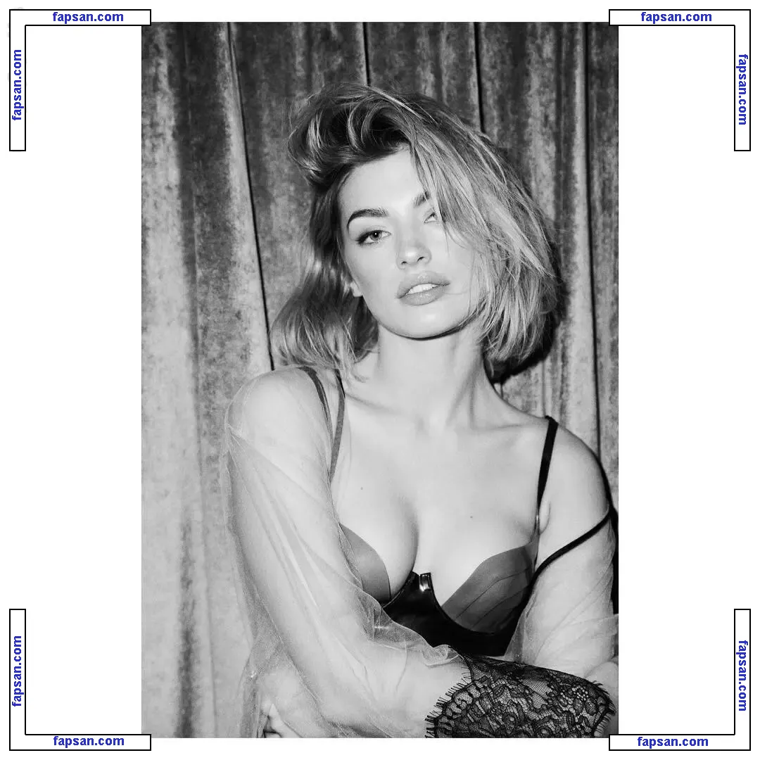 Sydney Lima nude photo #0006 from OnlyFans