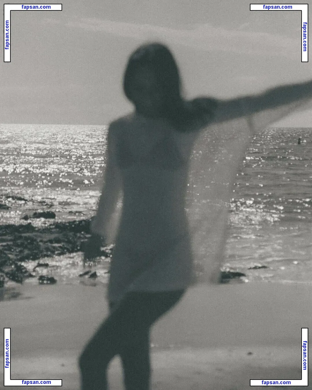 Sydney Marshall голая фото #0004 с Онлифанс