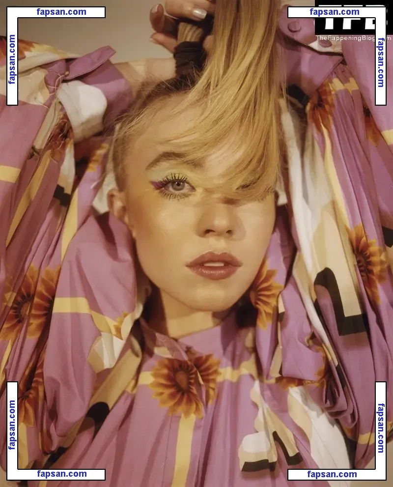 Sydney Sweeney nude photo #2277 from OnlyFans