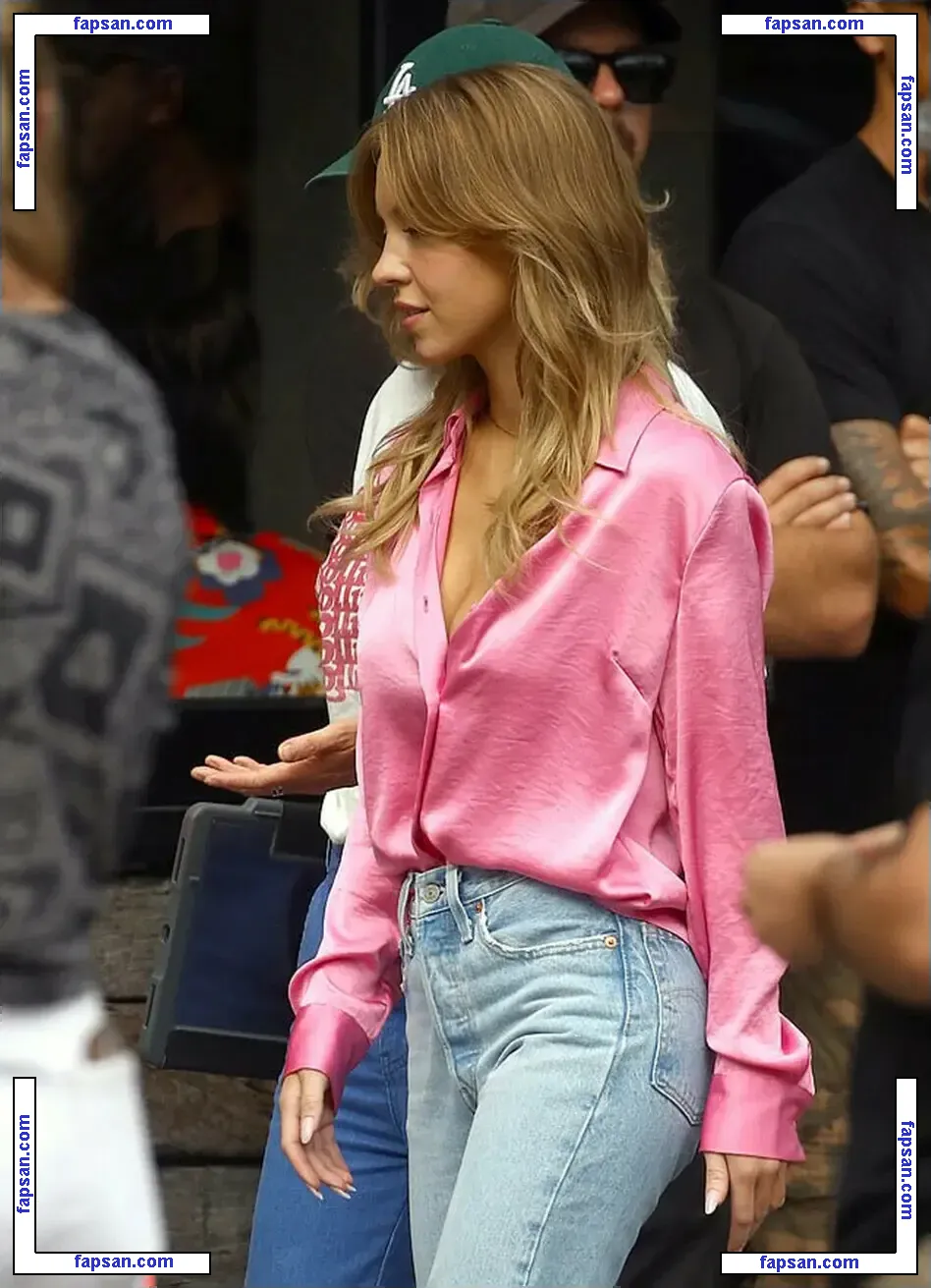 Sydney Sweeney nude photo #2873 from OnlyFans