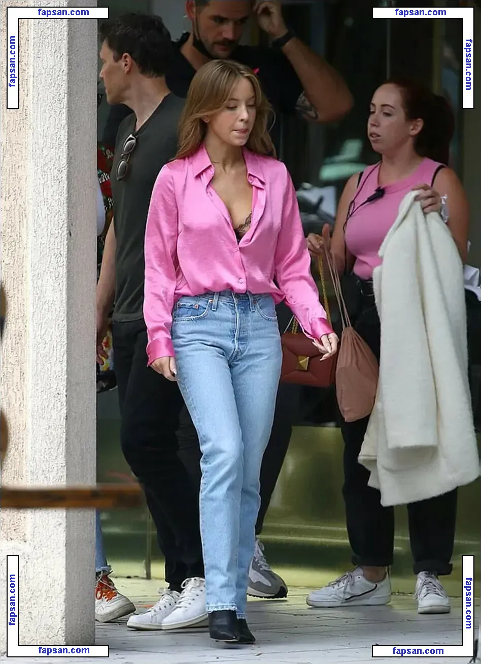 Sydney Sweeney nude photo #2874 from OnlyFans