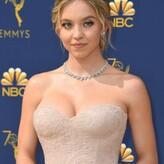 Sydney Sweeney голая #2701