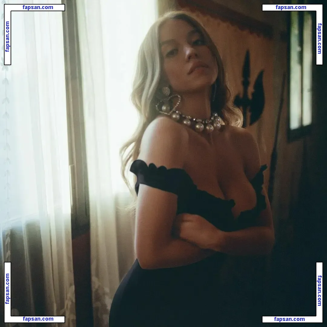 Sydney Sweeney nude photo #3432 from OnlyFans
