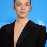 Sydney Sweeney nude #3080