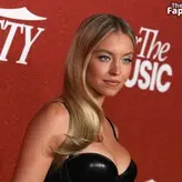 Sydney Sweeney nude #4726