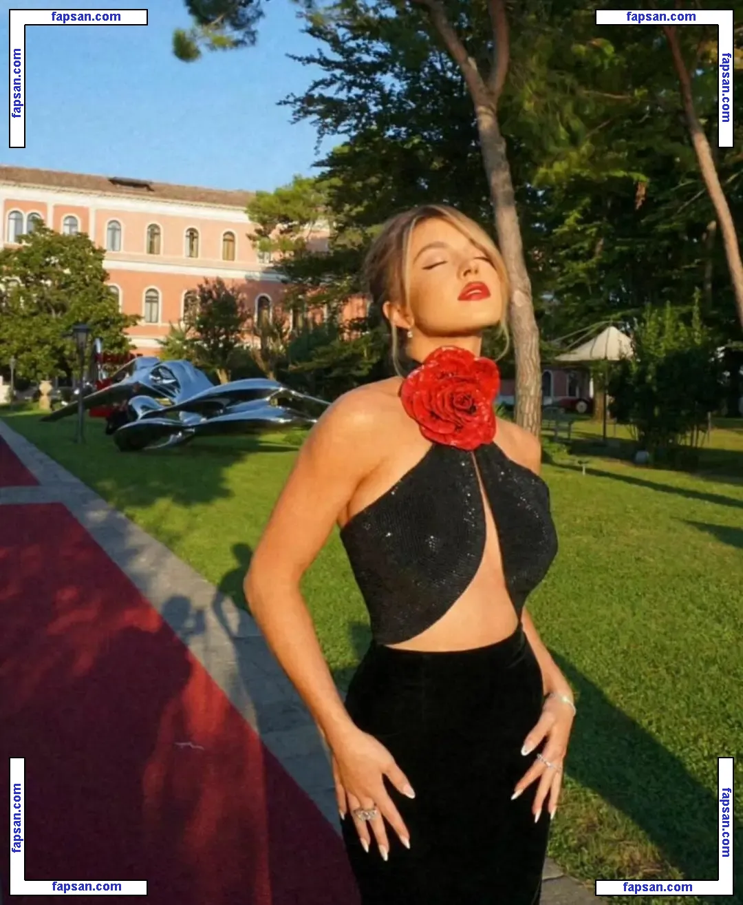 Sydney Sweeney nude photo #5006 from OnlyFans