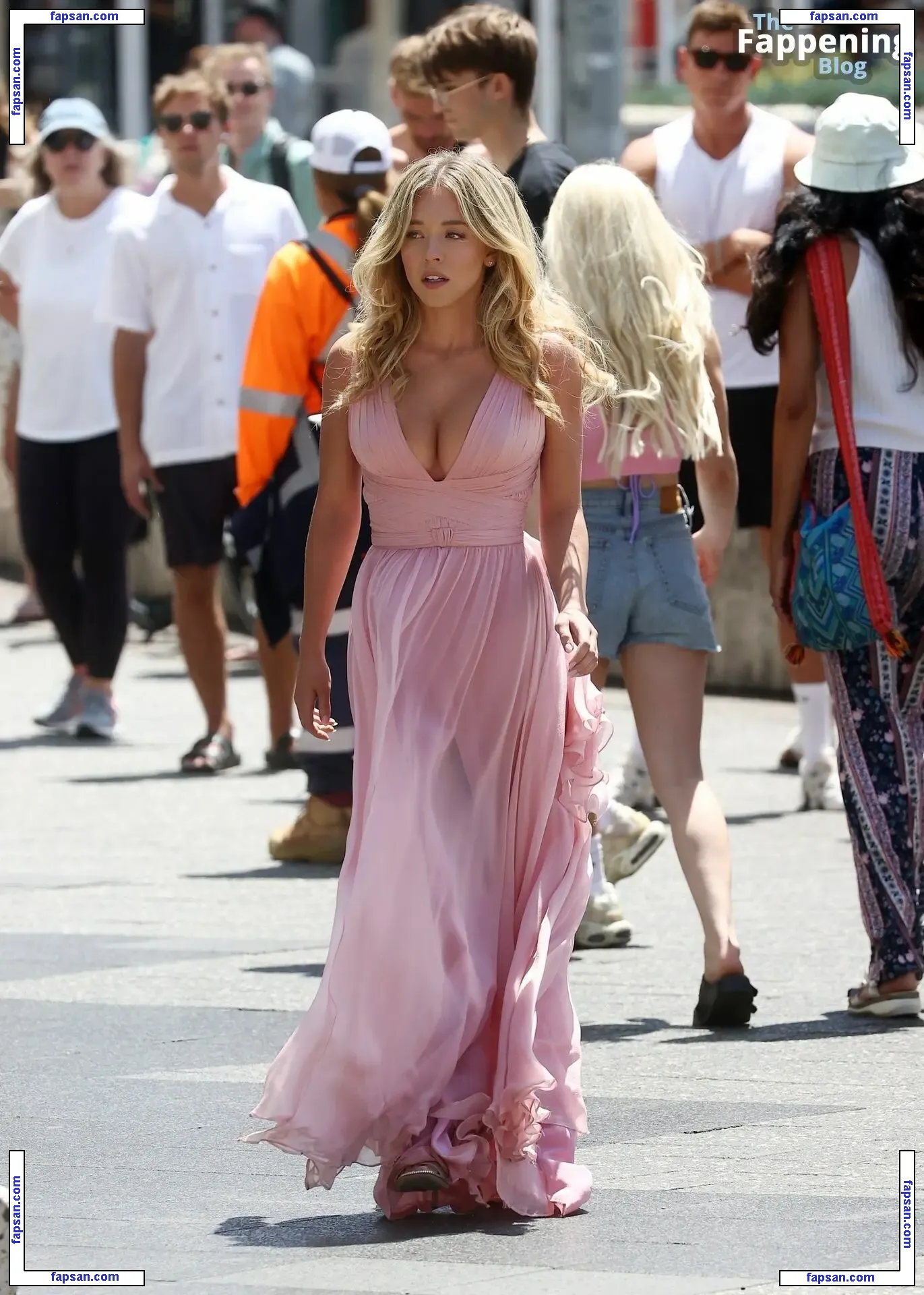 Sydney Sweeney nude photo #5543 from OnlyFans