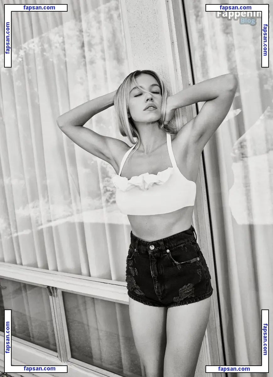 Sydney Sweeney nude photo #6278 from OnlyFans