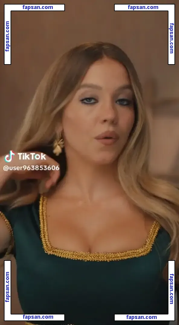 Sydney Sweeney nude photo #7132 from OnlyFans