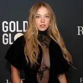 Sydney Sweeney nude #7033