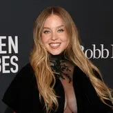 Sydney Sweeney nude #7044