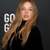 Sydney Sweeney nude #7056