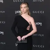 Sydney Sweeney nude #7124