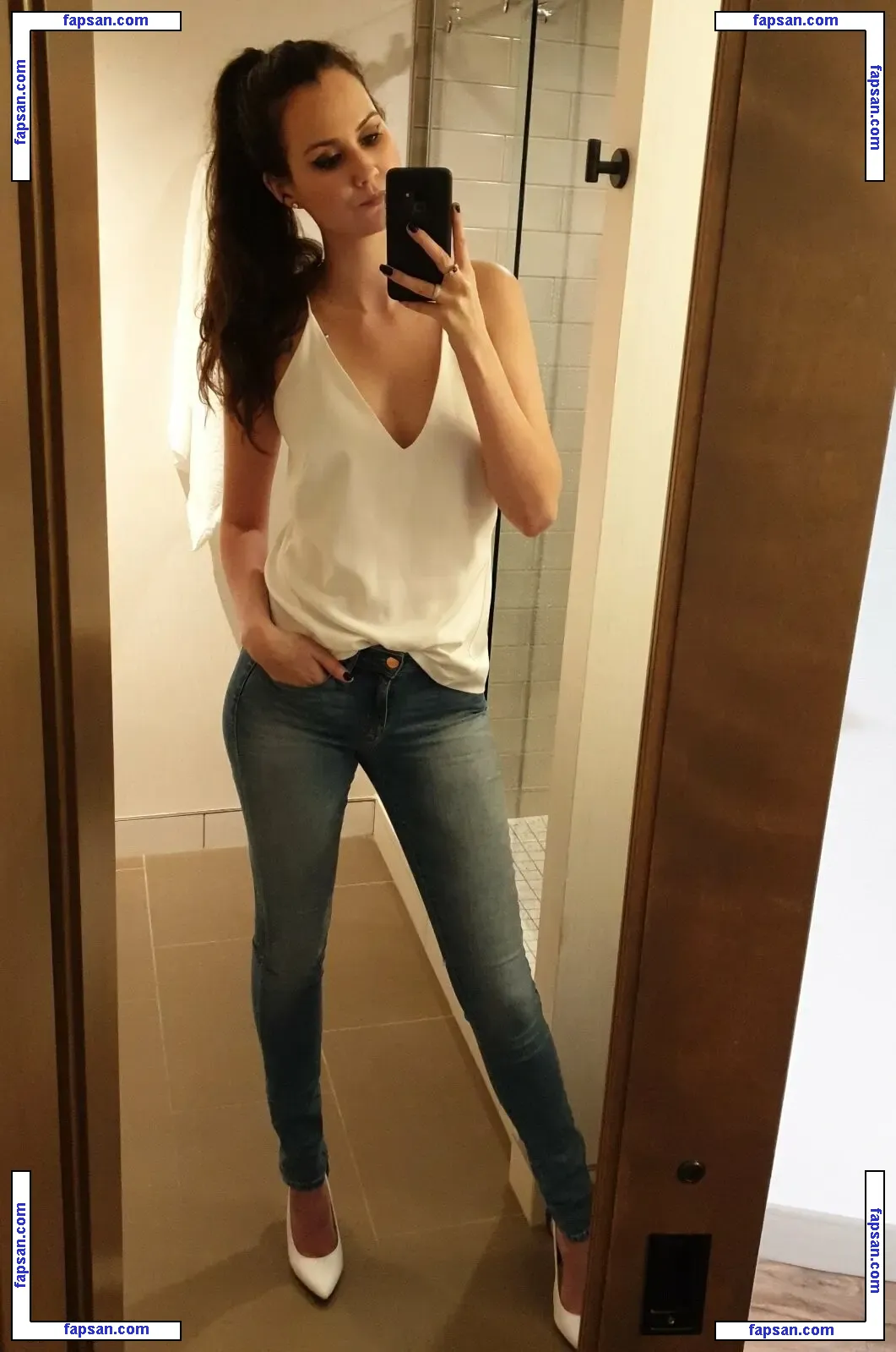 Sydney Watson nude photo #0011 from OnlyFans