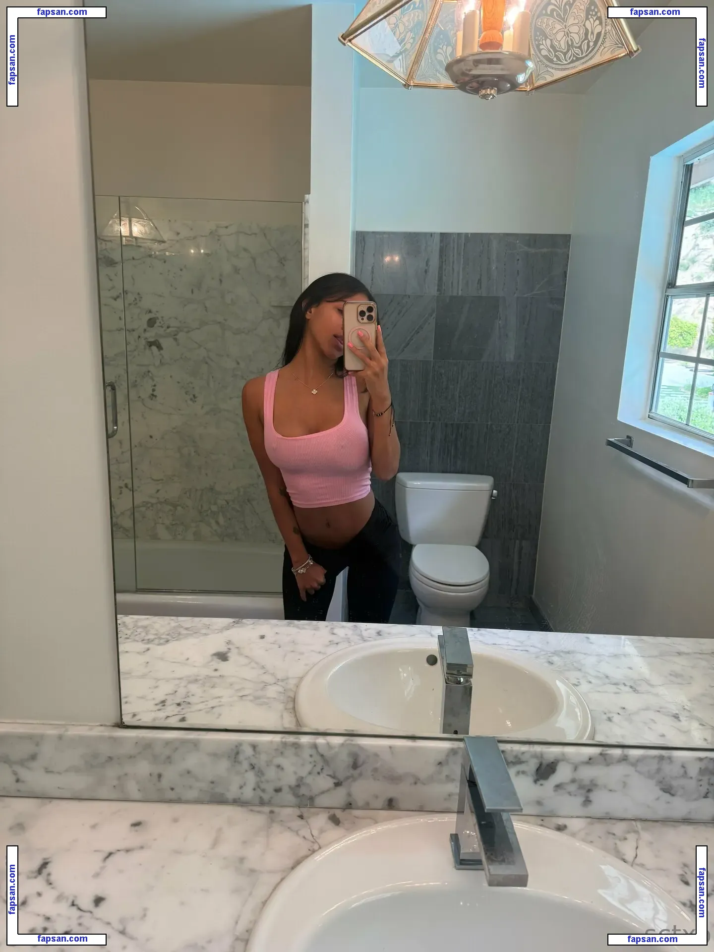 sydneychasexo nude photo #0012 from OnlyFans