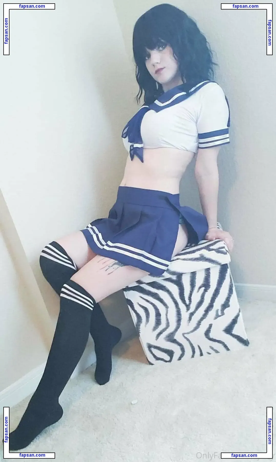 Syefly голая фото #0031 с Онлифанс