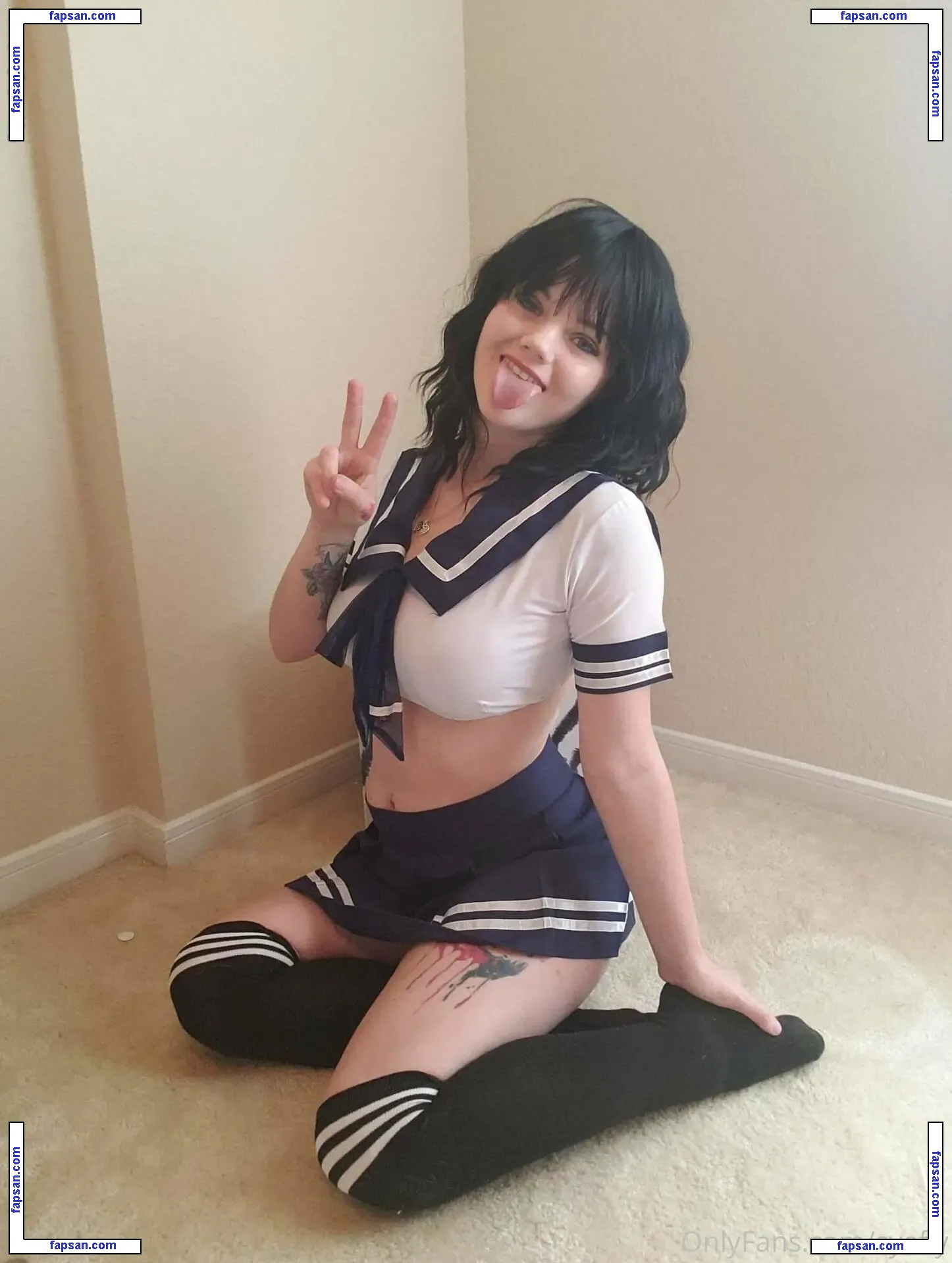 Syefly голая фото #0036 с Онлифанс