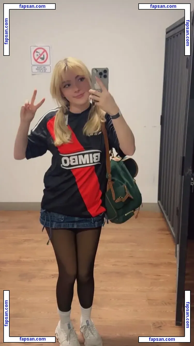 Sylvee / Sylveey / Sylveemhm nude photo #0009 from OnlyFans