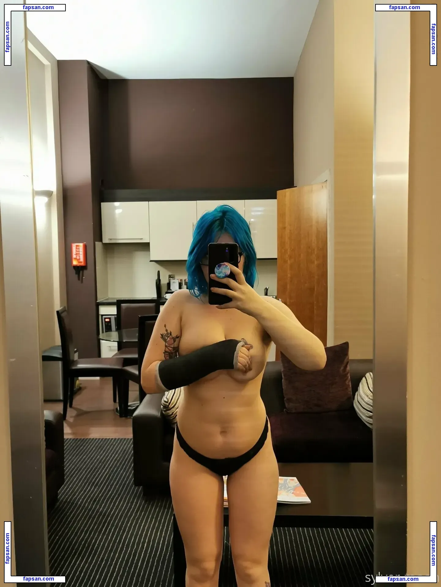 sylvermoon nude photo #0089 from OnlyFans