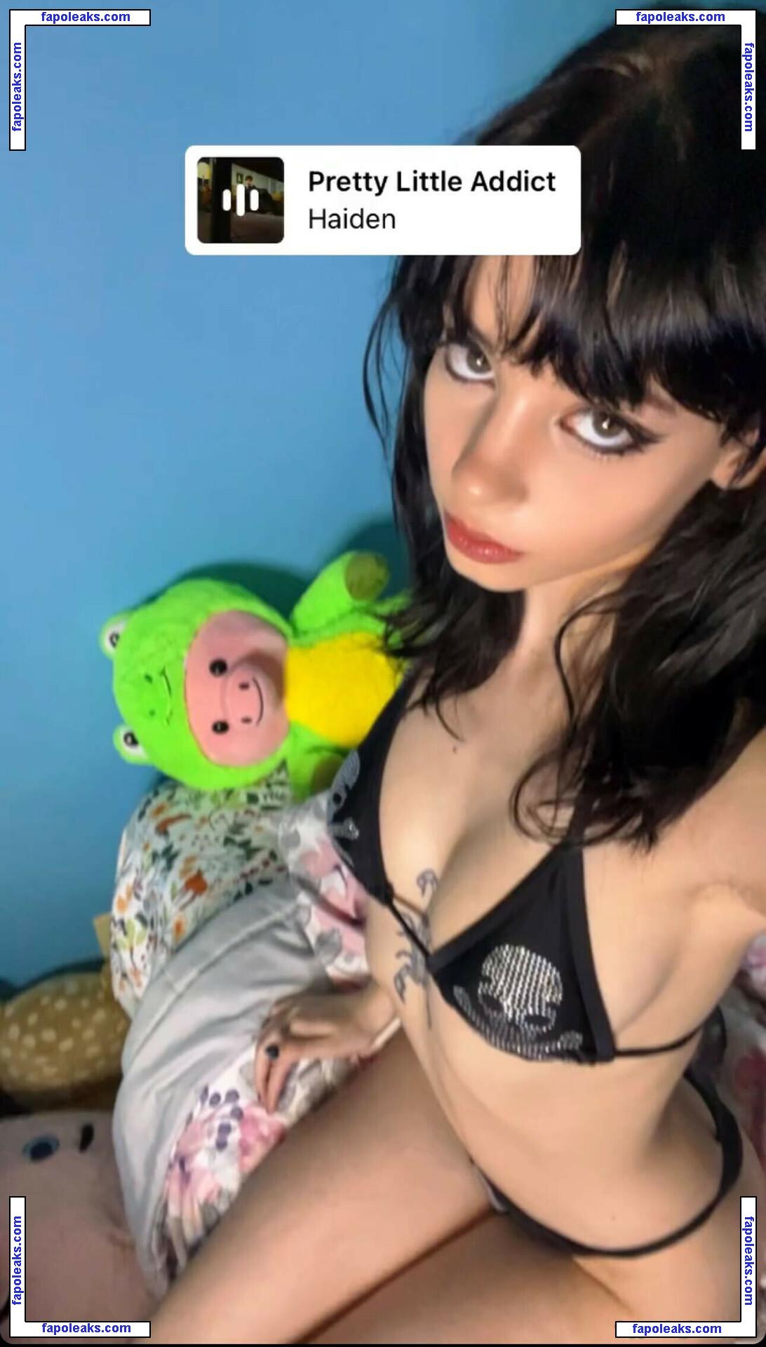 Sylvie_feral / sylvie_goldengirl nude photo #0002 from OnlyFans