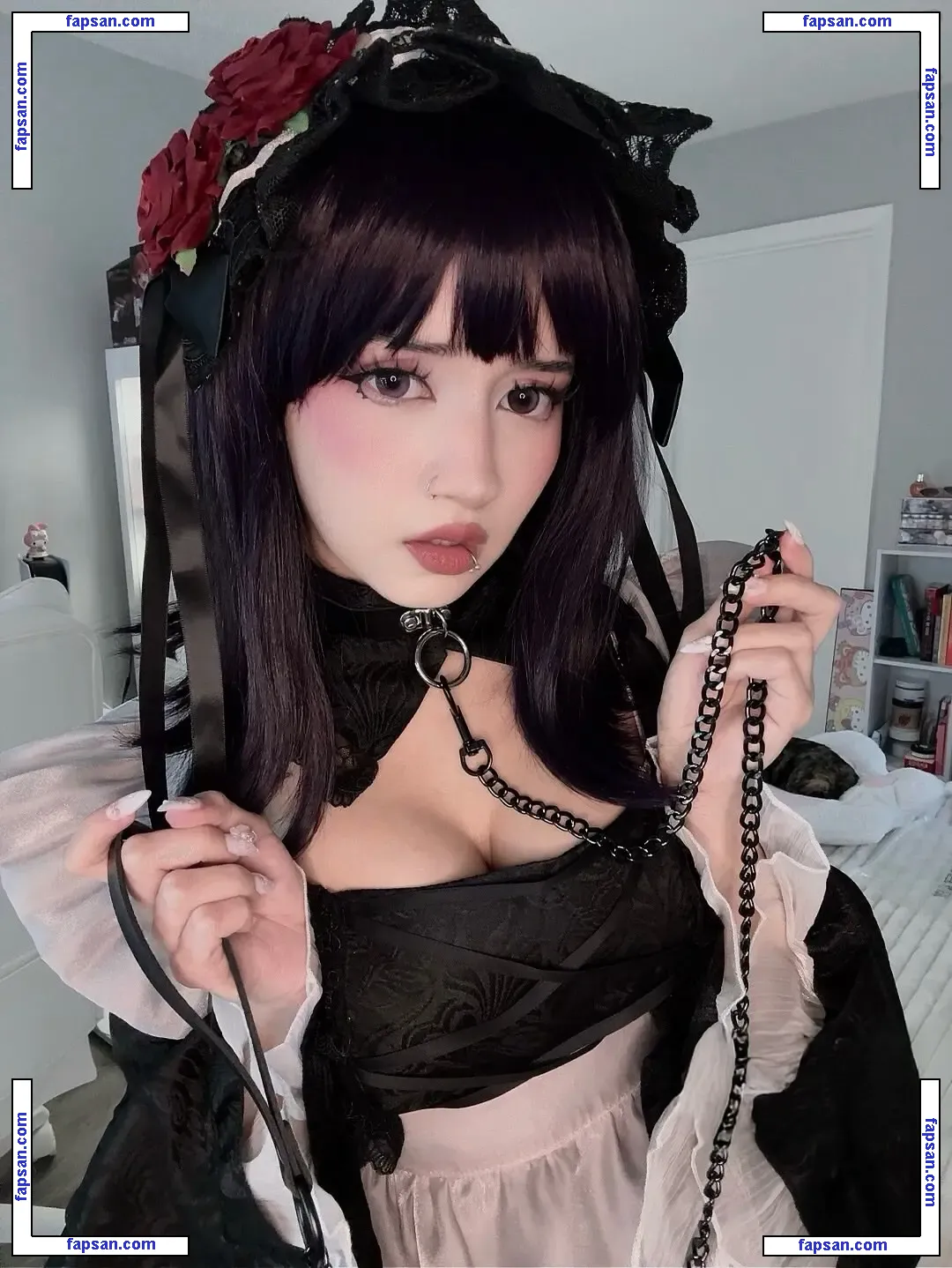 sylviedh голая фото #0018 с Онлифанс