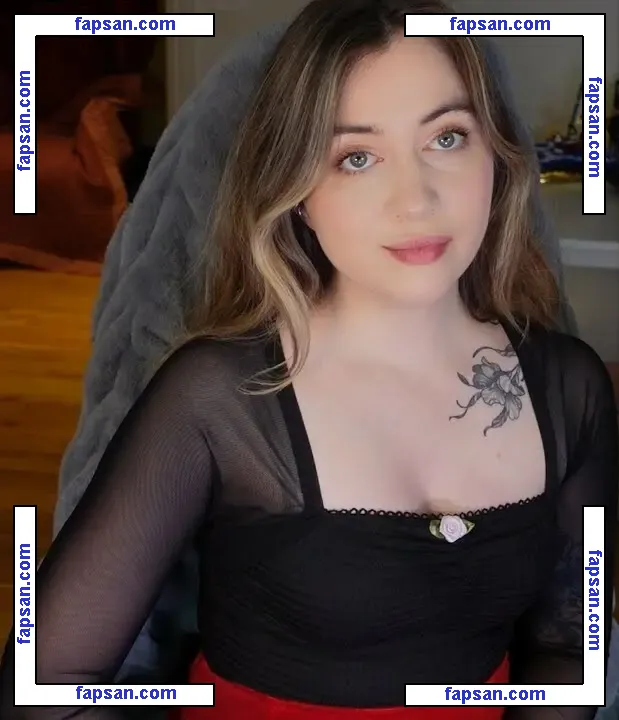 Symbalily nude photo #0008 from OnlyFans