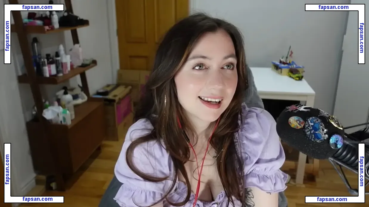 Symbalily nude photo #0010 from OnlyFans