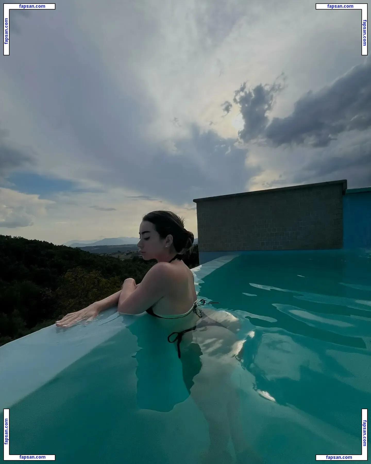 syrialicciardi nude photo #0001 from OnlyFans