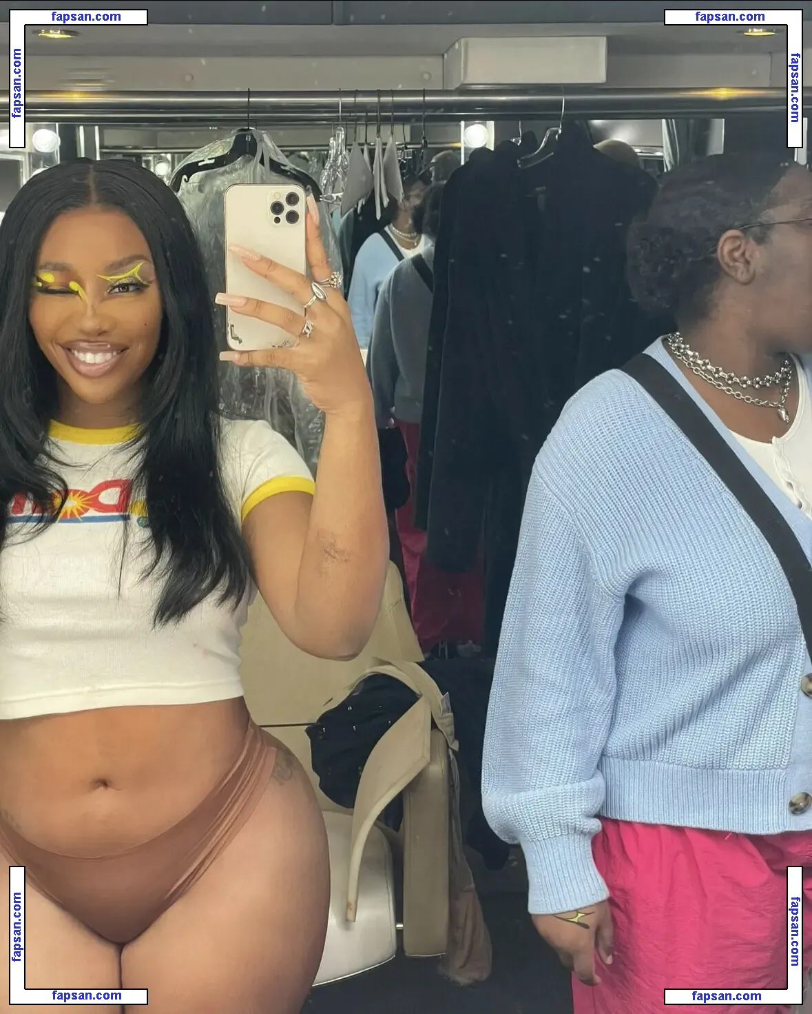SZA nude photo #0045 from OnlyFans