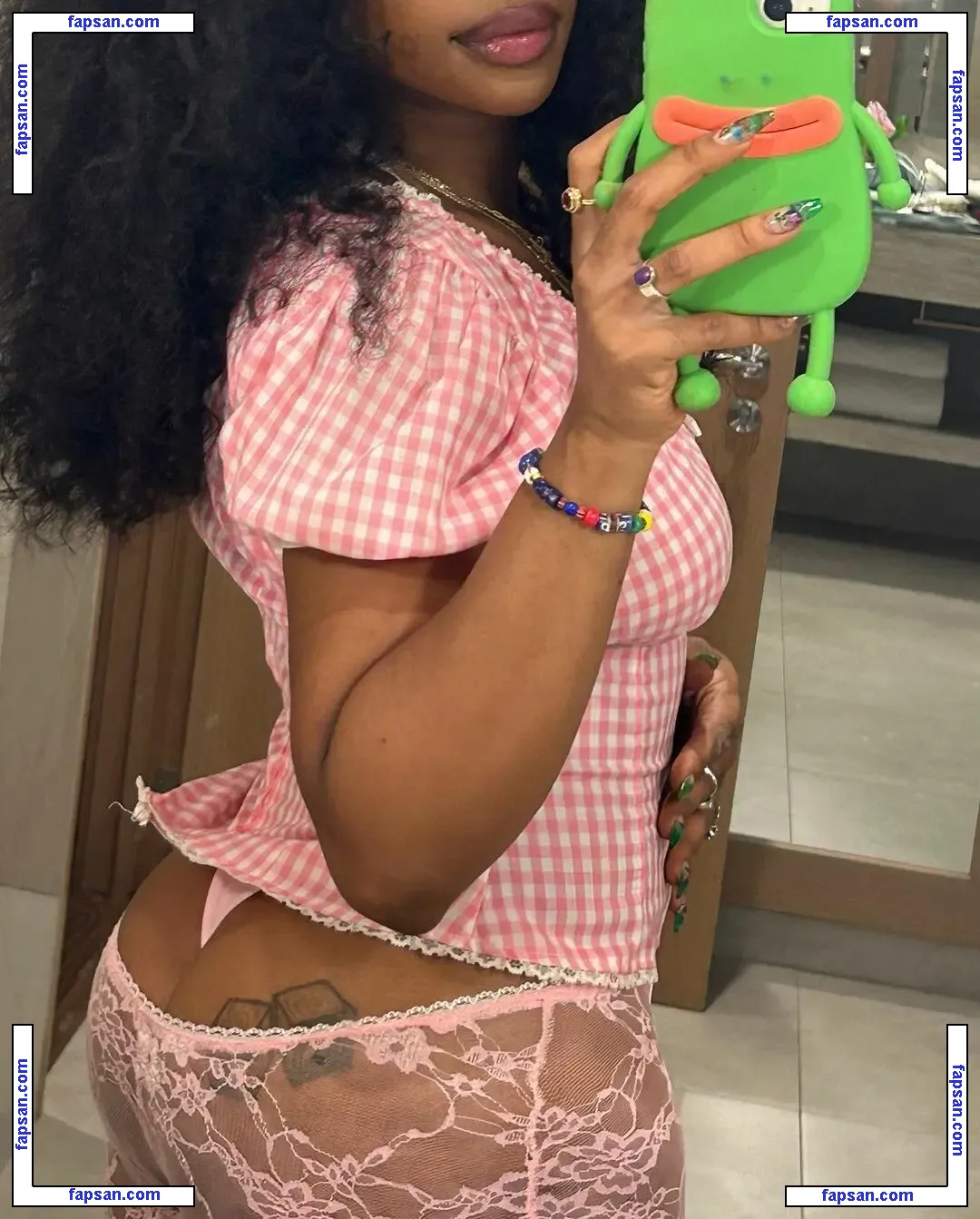 SZA nude photo #0145 from OnlyFans
