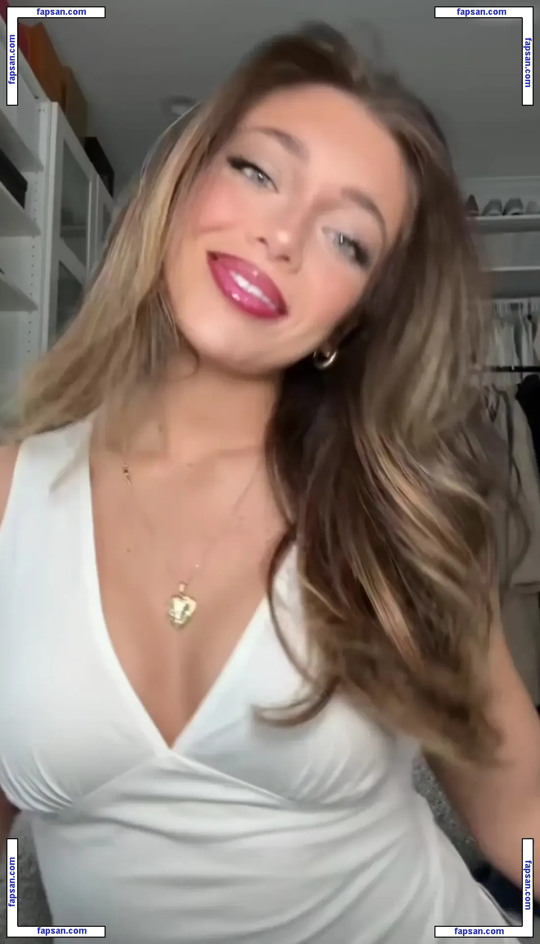 Tabitha Swatosh nude photo #0067 from OnlyFans