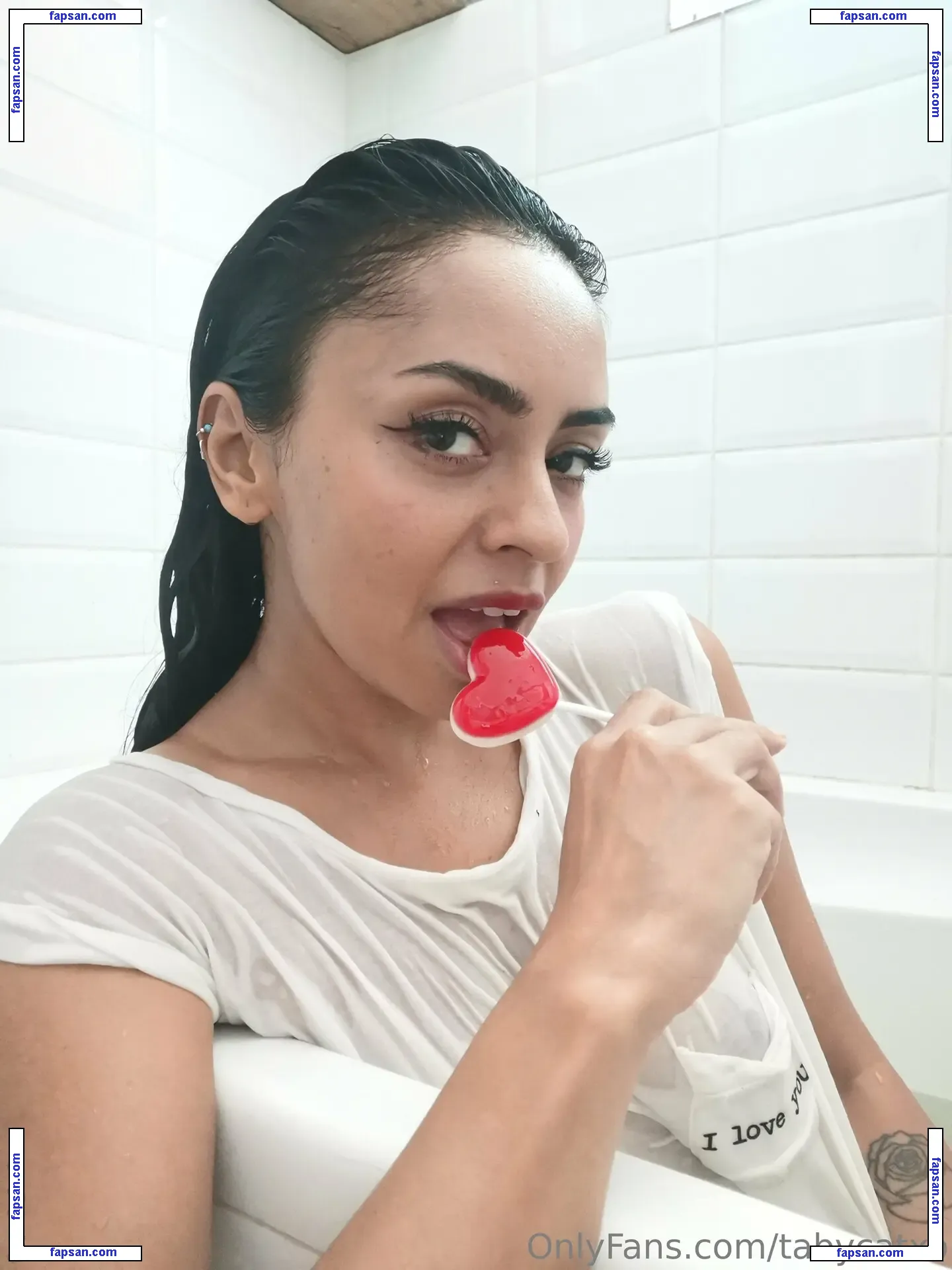 tabycatxo nude photo #0016 from OnlyFans