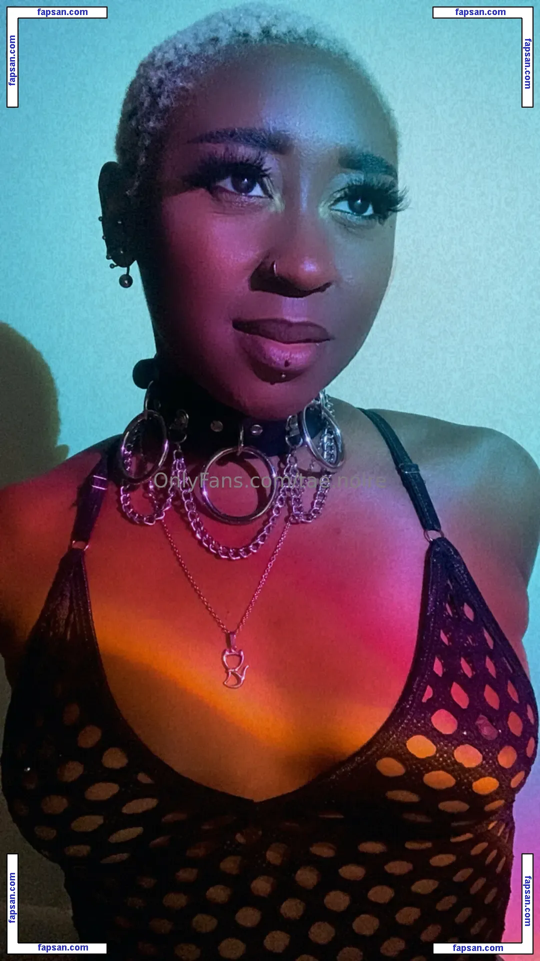 tae.noire nude photo #0004 from OnlyFans