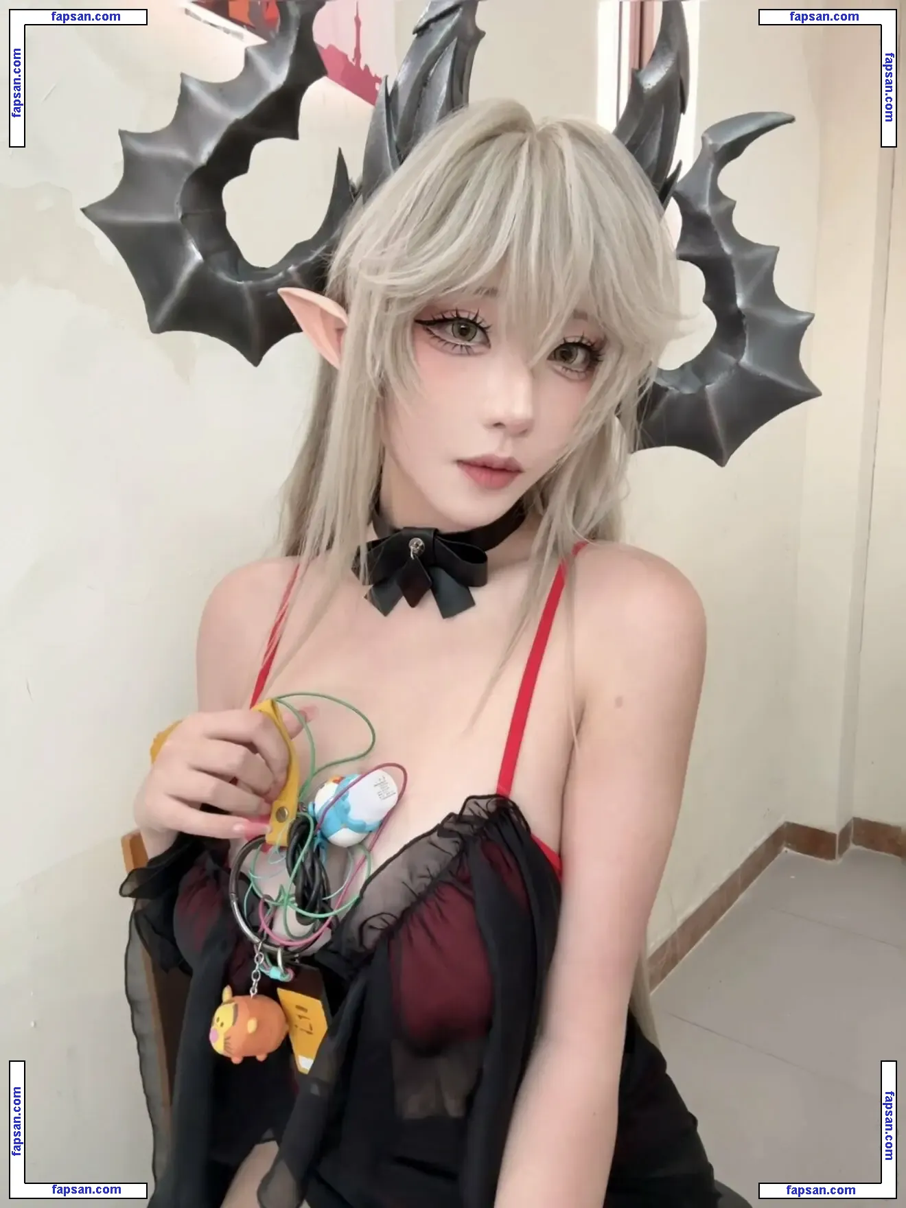 Takomayuyi nude photo #0415 from OnlyFans